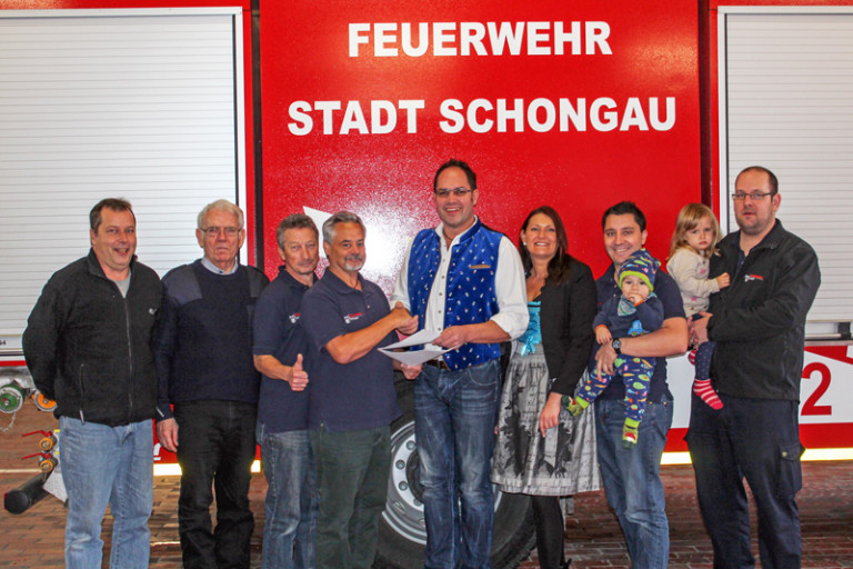 Vertragsunterzeichnung_2015